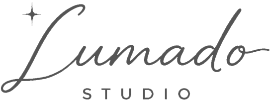 👑 Lumado – Personalizowane Portrety Premium